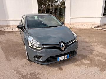 Renault  clio  1.5 diesel Moschino