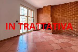 4 LOCALI A MONTEROTONDO