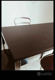 Tavole allungabile e sedie Calligaris