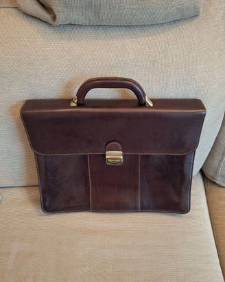 Borsa 24 ore in pelle