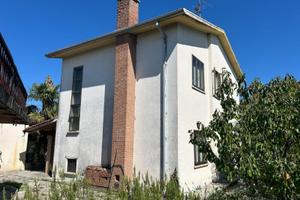 CASA INDIPENDENTE CON GIARDINO