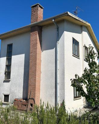 CASA INDIPENDENTE CON GIARDINO