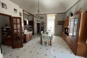 VENDITA A Torre del Greco - P.zza Luigi Palomba