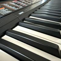 Tastiera Yamaha PSR-F51
