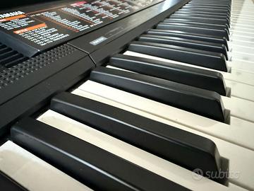 Tastiera Yamaha PSR-F51