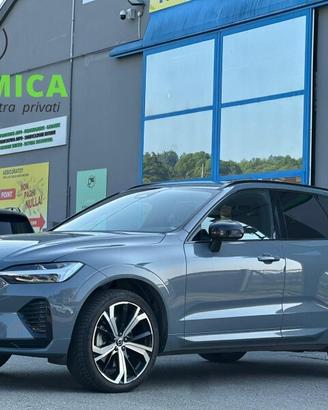 VOLVO XC60 (2017-->) XC60 B4 (d) AWD automatico...