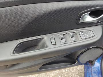 Comando vetri ant sx RENAULT CLIO del 2017
