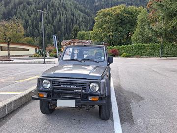 Suzuki samurai 