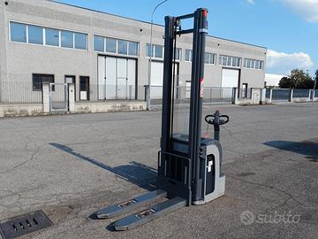 Transpallet elettrico a colonna usato
