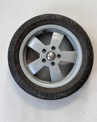 Cerchio ant Piaggio Vespa GTS 125 + gomma Michelin