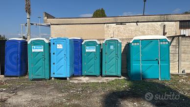 Bagni chimici usati (cantiere, eventi)