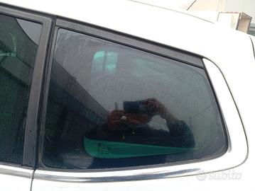 Vetro fisso posteriore sinistro Opel Zafira C anno
