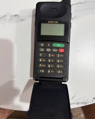 Motorola MICRO TAC 8200
