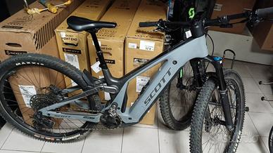 Scott Patron 910 S 2025