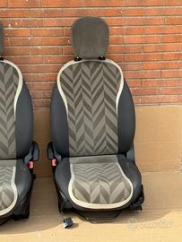 Lancia Ypsilon kit tappezzeria interni completa