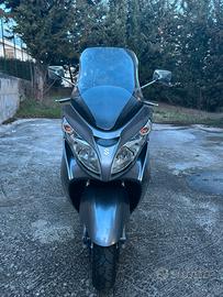 Suzuki Burgman 400 K7