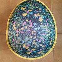 Uovo di pasqua in tessuto apribile e riempibile