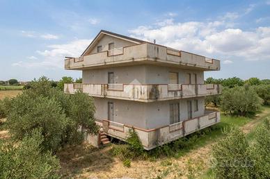 VILLA SINGOLA A CHIETI