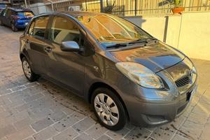 TOYOTA Yaris 1.3 5 porte Sol UNICO PROPRIETARIO