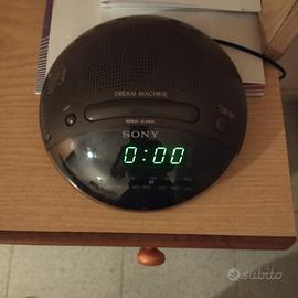 Sony Dream machine + sveglia classica con luce