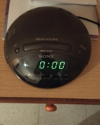 Sony Dream machine + sveglia classica con luce