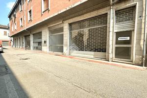 UFFICIO A SALE
