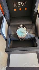 Orologio con diamanti