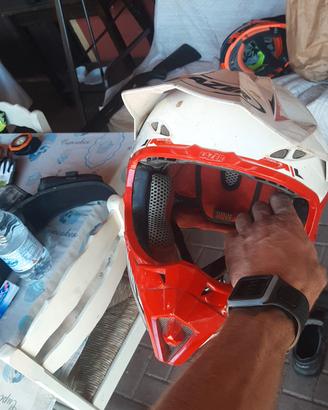 casco lazer in carbonio 