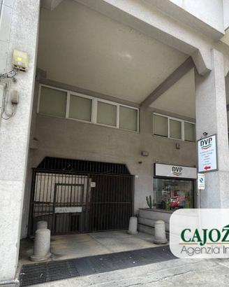 Box / Garage di 15 m² a Palermo