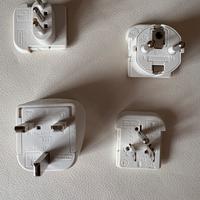 Adattatore da viaggio internazionale