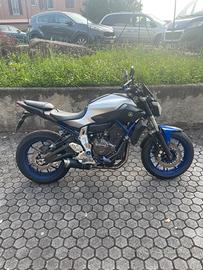 Yamaha mt07 2016