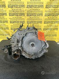 TOYOTA PRIUS cambio automatico usato 2ZRFXE