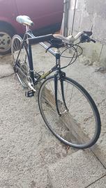 bicicletta sportive misura 28 