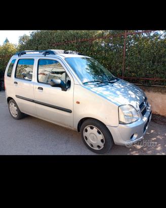 Opela Agila seconda mano con meno di 70 mila km