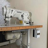 Macchina da cucire industriale