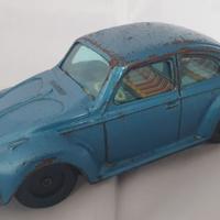 modellino auto latta Maggiolino Volkswagen Bandai