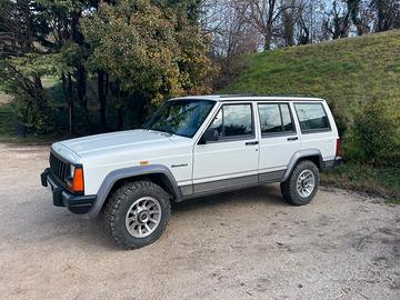 Jeep cherokee xj 1989 perfetta