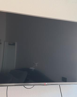 LG Smart TV da 47 pollici, modello 47LB630V.