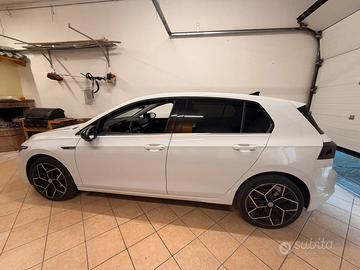 Golf 8