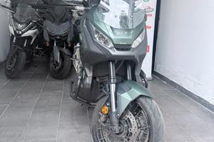 XADV 750