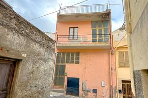 Abitazione indipendente da ristrutturare