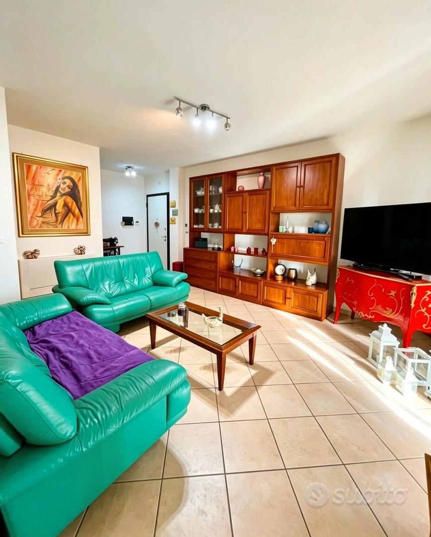 Alghero AMPIO PENTAVANO CON GARAGE E CANTINA - Vista 3