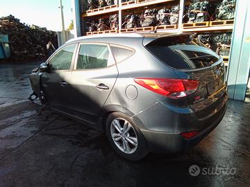 RICAMBI USATI AUTO HYUNDAI IX35 2011 SIGLA D4FD
