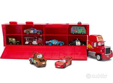 camion trasportatore Cars 