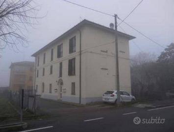 Immobile in asta di 344 m² con più di 5 locali e b