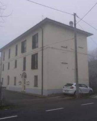 Immobile in asta di 344 m² con più di 5 locali e b
