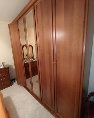 Camera da letto in legno 