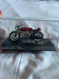 Modellino Moto Honda RC 162 Mike Hailwood 1961