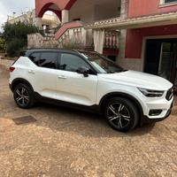 Volvo XC40 R-Design D3 Diesel 2.0 150cv