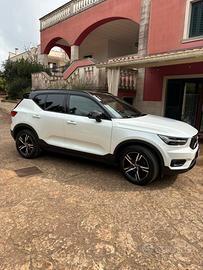 Volvo XC40 R-Design D3 Diesel 2.0 150cv